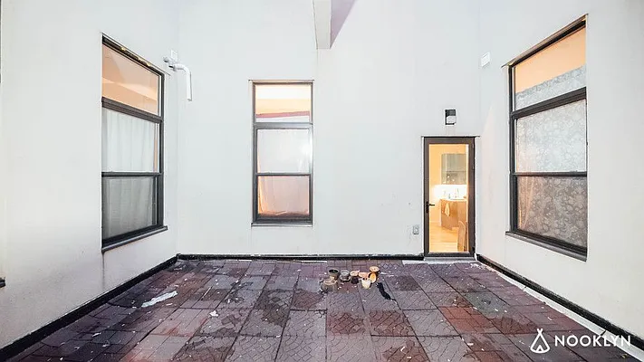 Rented by Nooklyn NYC LLC | media 22