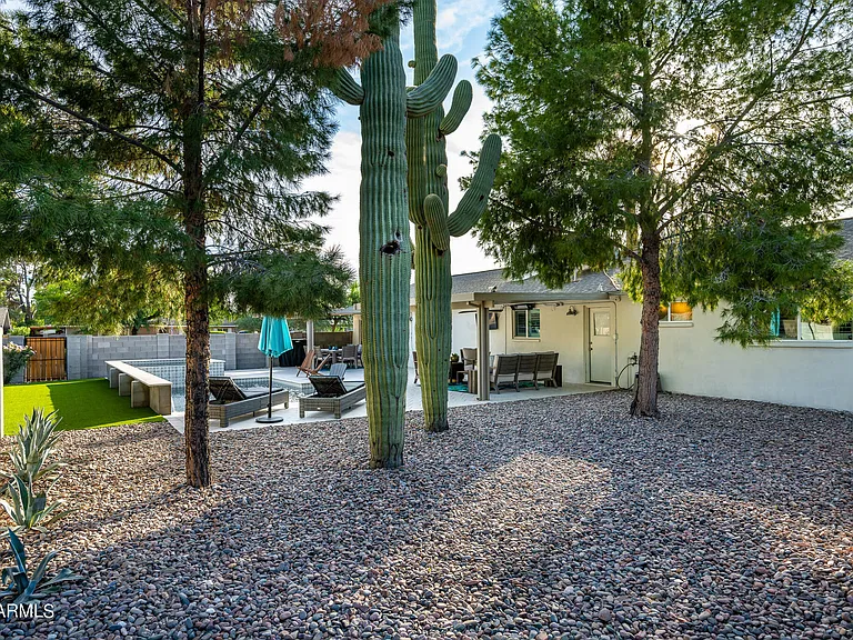 4501 N 86th Pl — Photo 32