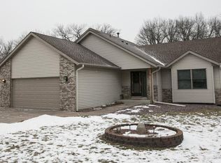 7182 256th St, Wyoming, MN 55092