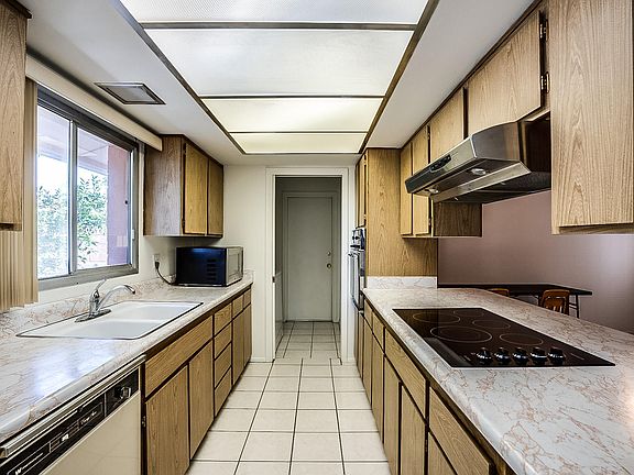 3rd image of 4137 W Missouri Ave