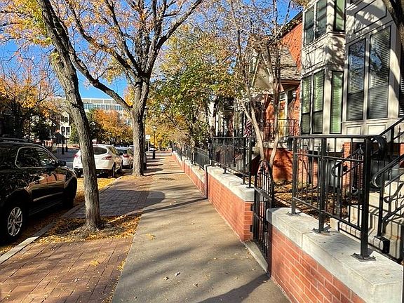3rd image of 1037 Washington St #1027