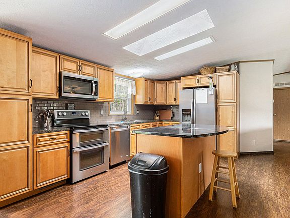 5th image of 8254 E 104th St