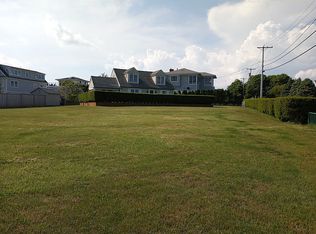 639 Wolcott Ave, Middletown, RI 02842