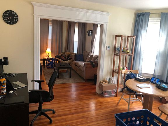 3rd image of 556 Hope St #556