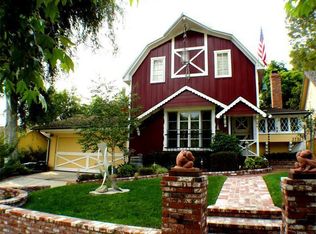 21717 Dumetz Rd, Woodland Hills, CA 91364