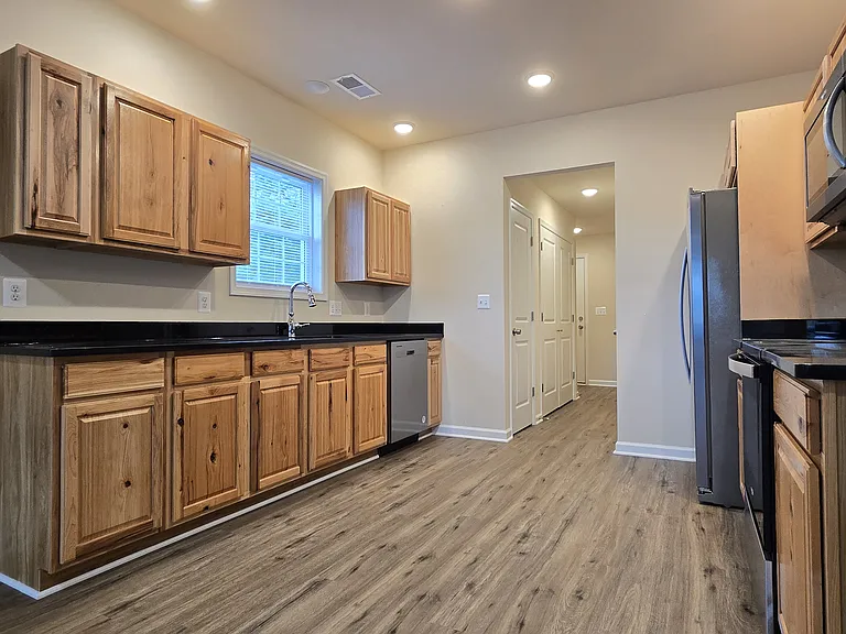 647 White Oak Rd — Photo 6