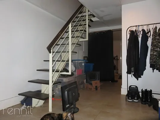 Rented by Rennit Inc. | media 27