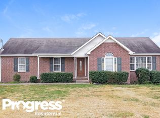209 Brittany Dr, La Vergne, TN 37086