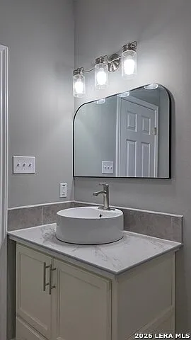 416 J R Rodriguez Cir #7 — Photo 17