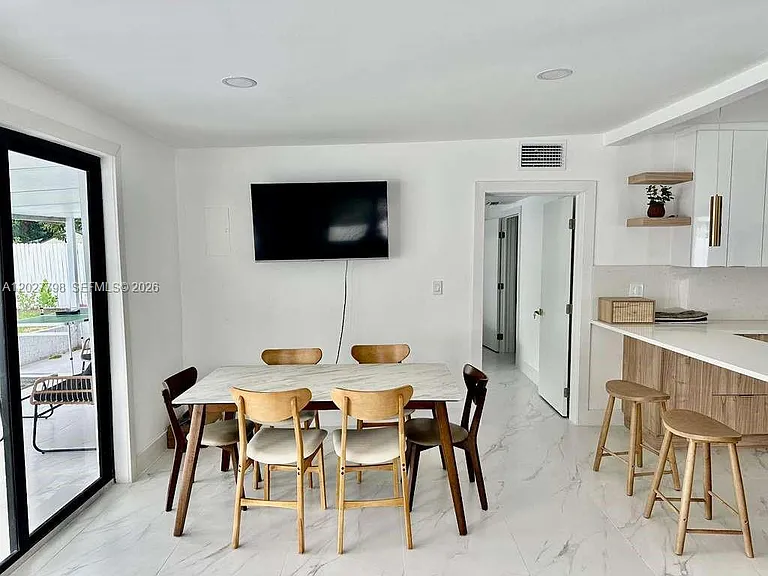 415 NW 133rd St — Photo 35