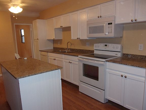 4th image of 5610 16th Ave S