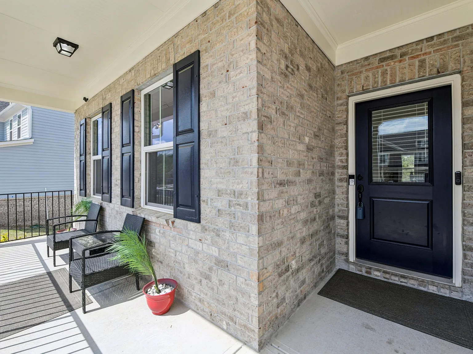 5 bed, 3036 sqft, $2,650 — Photo 4