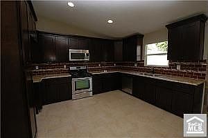 2nd image of 14902 Manecita Dr
