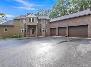 198 S Royalston Rd, Athol, MA 01331