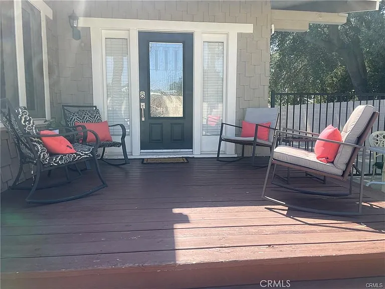 596 E Arrow Hwy — Photo 3