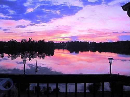 4th image of 710 Lakes Edge Dr