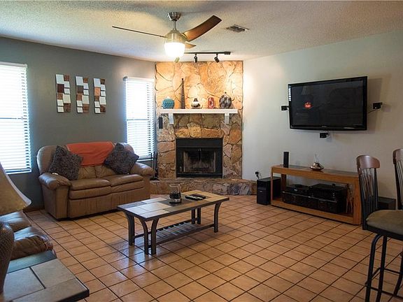 4th image of 13511 Lake Magdalene Dr