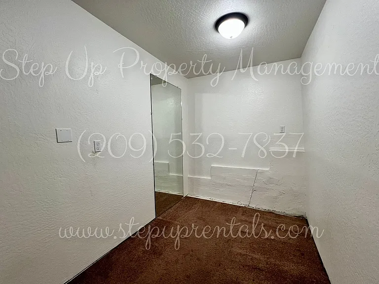 19011 Middle Camp Sugar Pine Rd — Photo 24