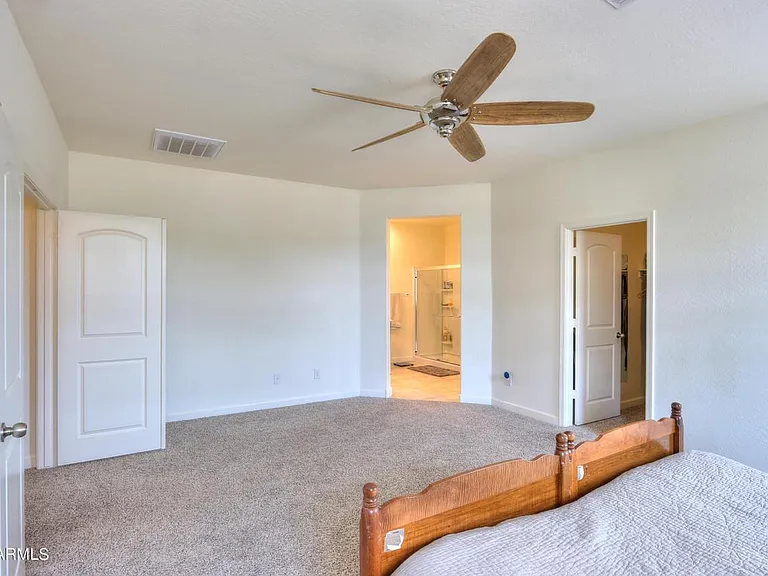 735 W Judi Dr — Photo 24