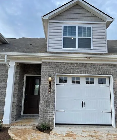 654 Birdie Dr — Photo 2