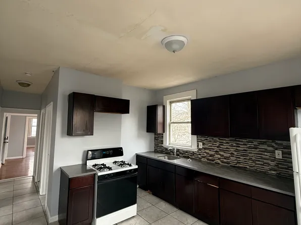 116 22nd St Floor 2, Irvington, NJ 07111