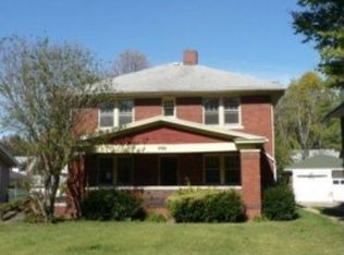 956 E Cantrell St, Decatur, IL 62521