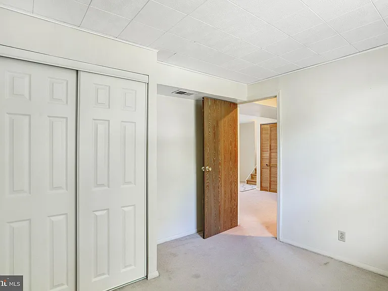 1803 E Beech Rd — Photo 27