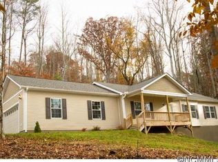 93 Luther Cove Rd, Candler, NC 28715