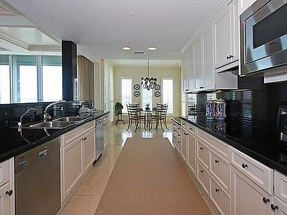 3rd image of 2645 S Bayshore Dr APT 1600