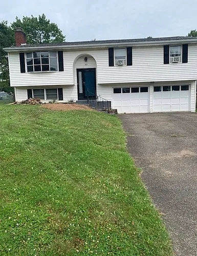 313 Horseshoe Ln Photo 1