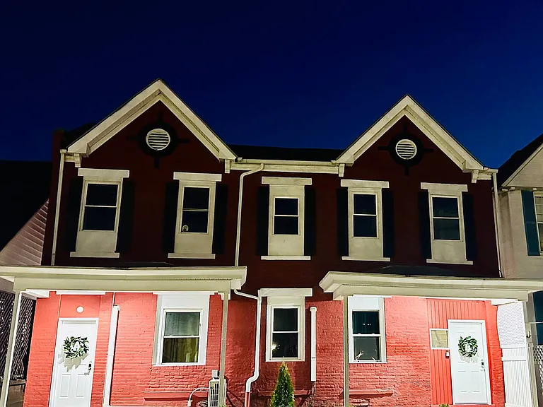 810 W Iowa St #B — Photo 23
