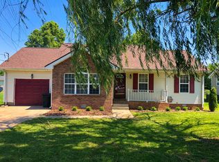 511 Gainey Dr, Oak Grove, KY 42262