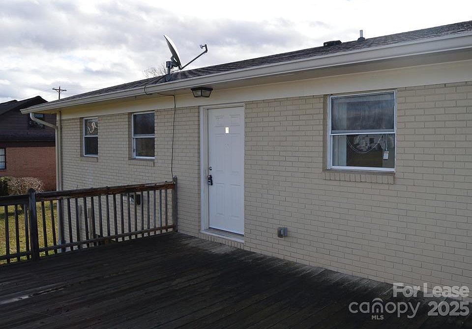 1st image of 2166 Old Mountain Rd #2-D