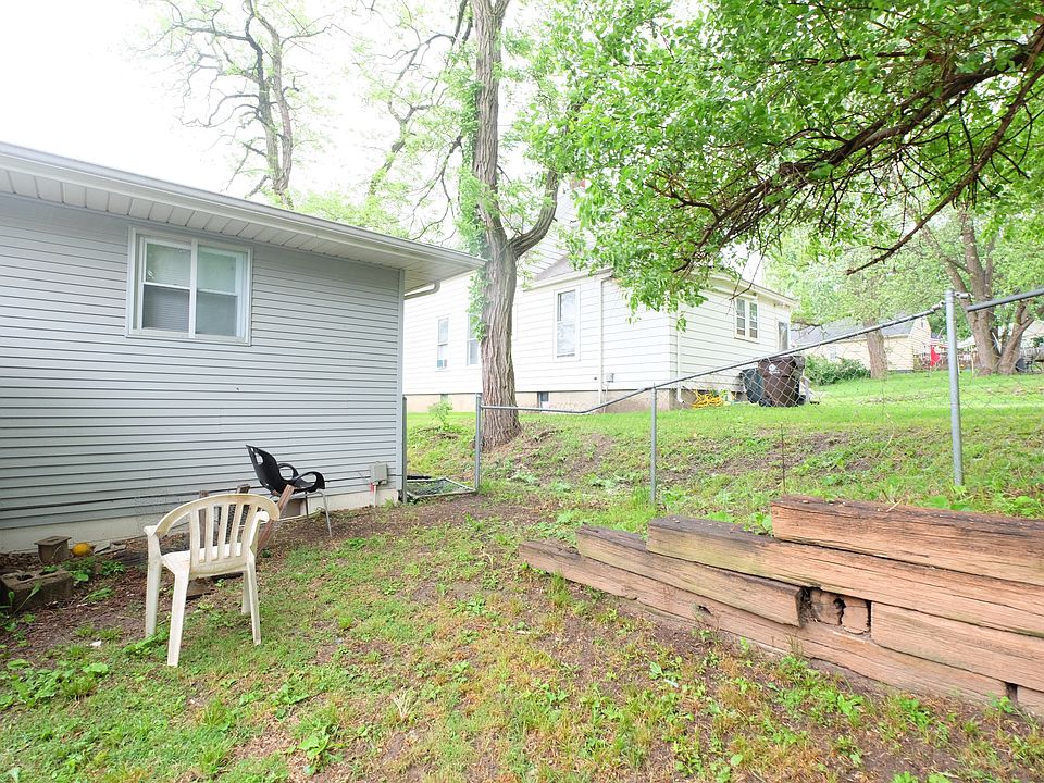 1st image of 1405 E Richwoods Blvd