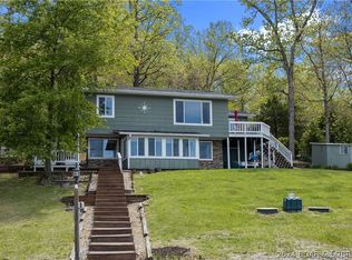 863 Resorts Rd, Camdenton, MO 65020