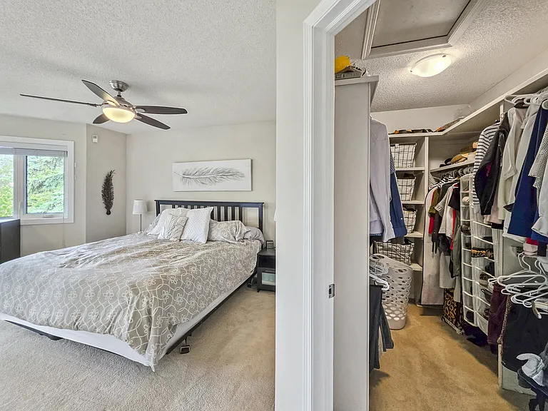 138 Mount Robson Close SE — Photo 30