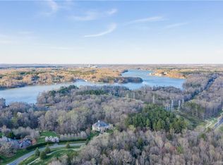 10835 Wildlife Rd, Uninc, WV 25314