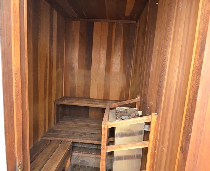9 Yacht Club Tenderfoot St #414 — Photo 18