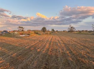 7182 Mieth Rd S, Sealy, TX 77474