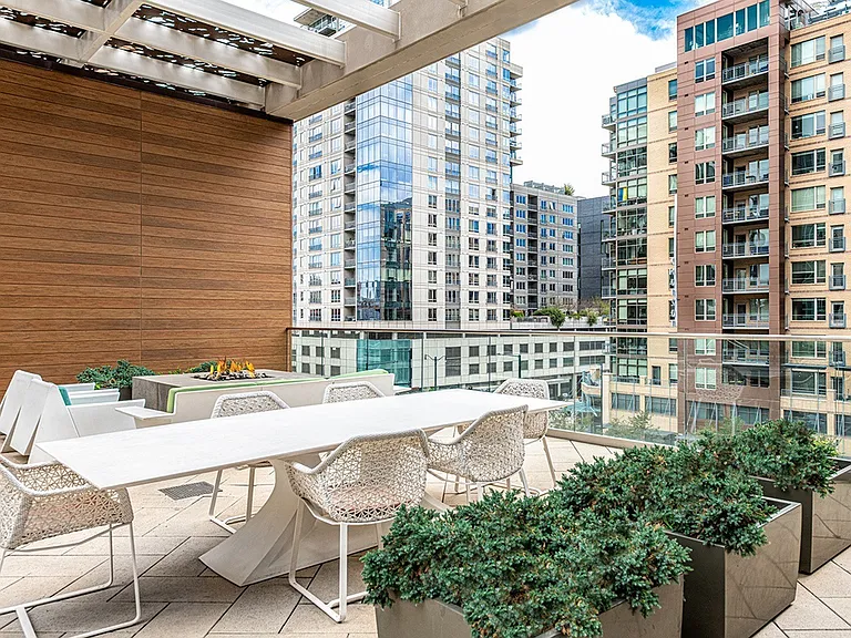 Outdoor Entertainment Space