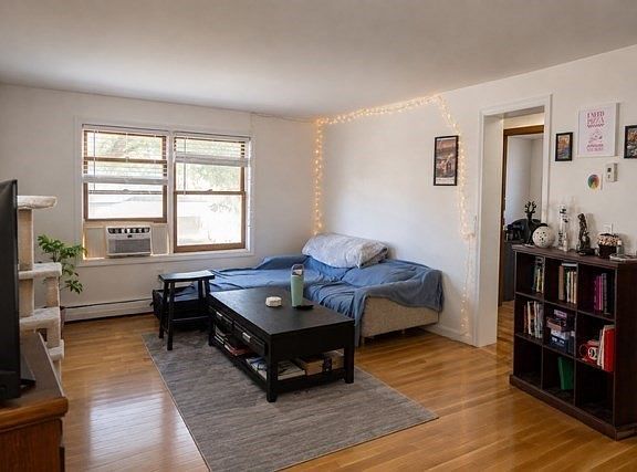 2nd image of 5 Washington St APT 12