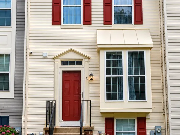 3 Tomahawk Ter, Middle River, MD 21220