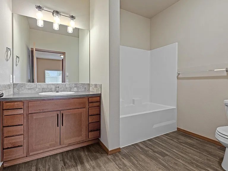 Beautiful spacious bathroom with tub