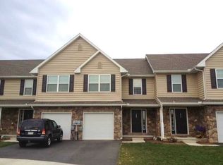 310 Mount Olive Ln, Ephrata, PA