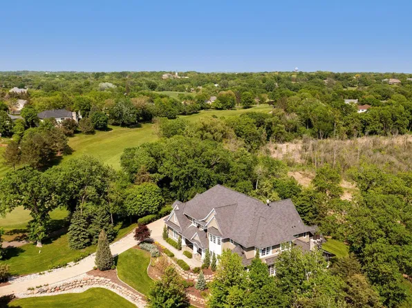 2145 Gallery Ct, Victoria, MN 55386