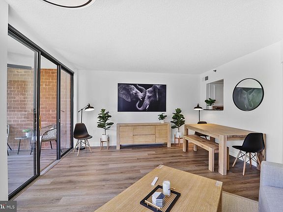 4th image of 1001 N Randolph St APT 503