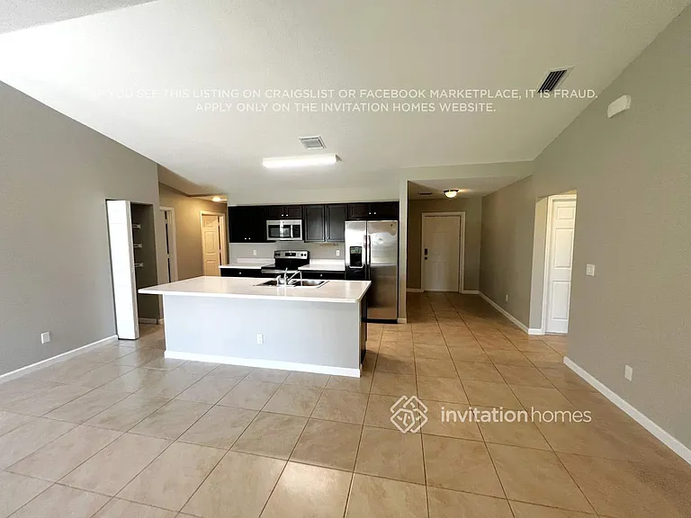 2407 SE Melon Ct — Photo 5