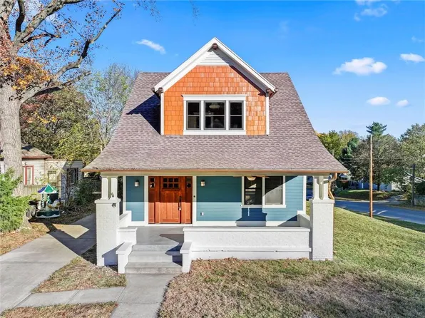 701 N Delaware St, Independence, MO 64050
