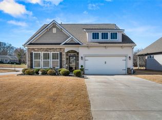 121 Rossmoor Ct, Anderson, SC 29621