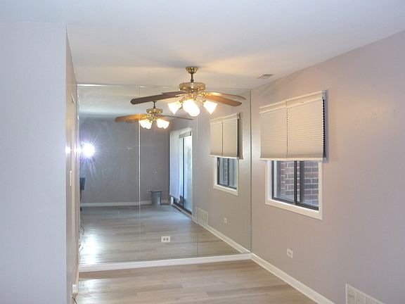 4th image of 15715 Peggy Ln APT 1